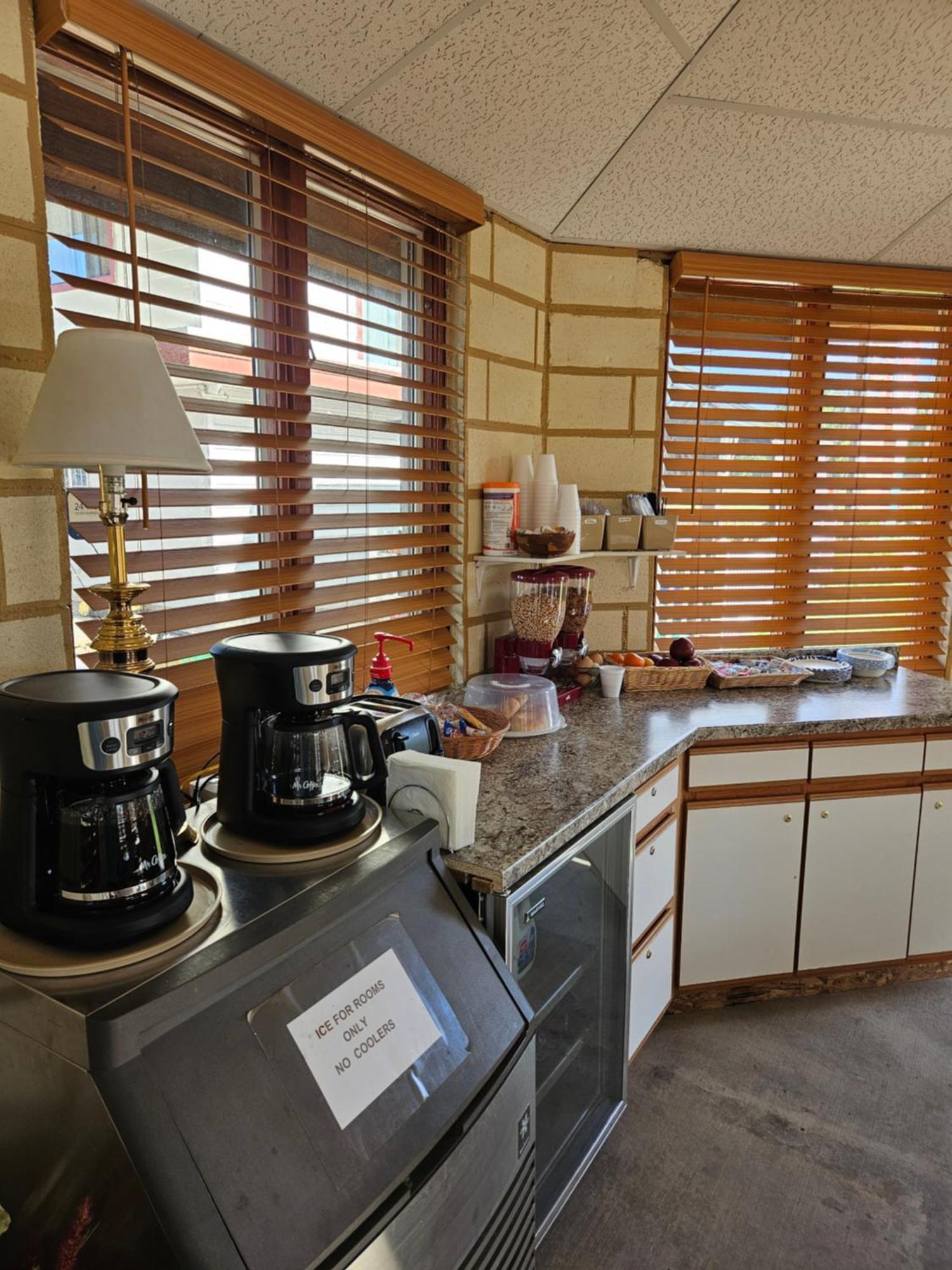 Travel Inn Motel Canon City Extérieur photo